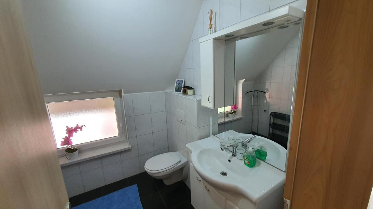 Apartment Tijana Nomenj Luaran gambar